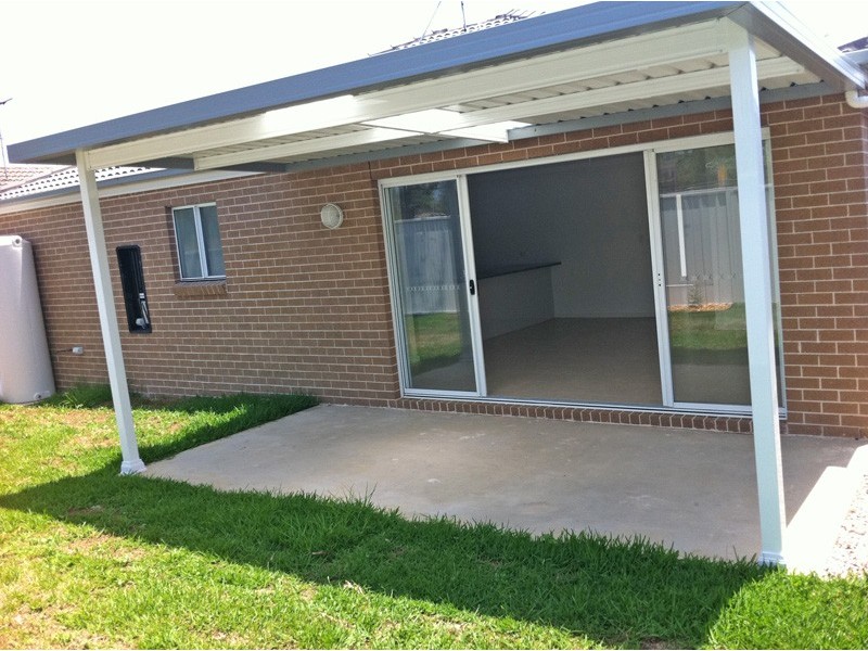 13 Percival Ave, Ingleburn NSW 2565