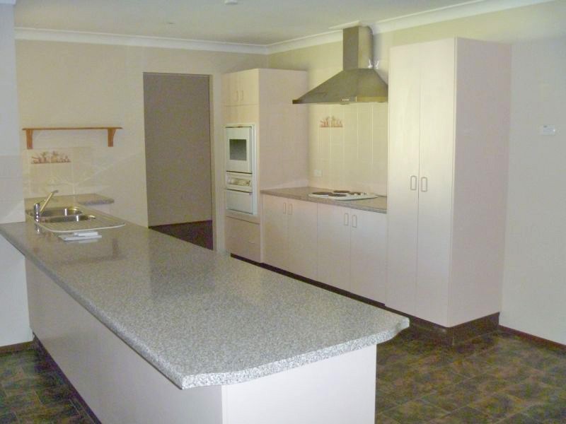 20 Kellerman Drive, St Helens Park NSW 2560