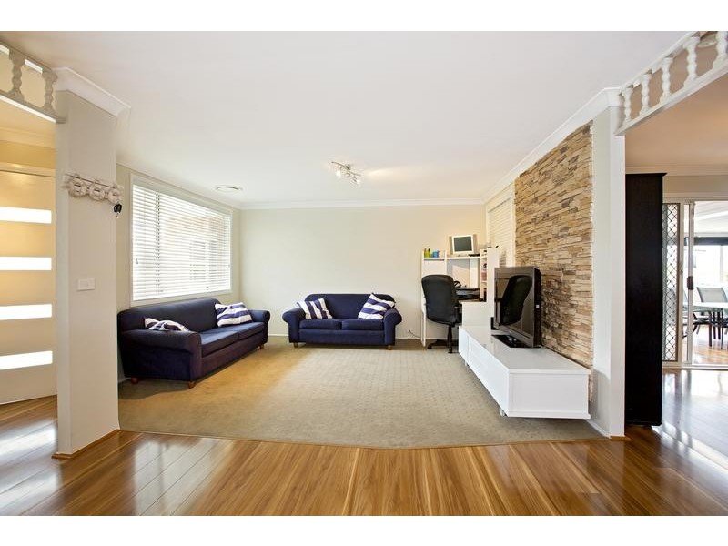 7 Scobie Place, Mount Annan NSW 2567