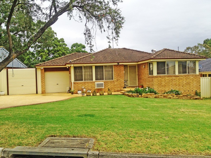 3 Coachwood Crescent, Bradbury NSW 2560