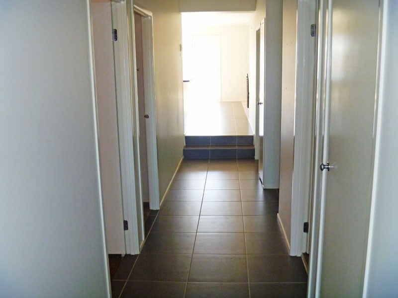14 Delaware St, Spring Farm NSW 2570