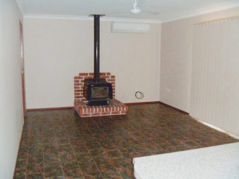 20 Kellerman Drive, St Helens Park NSW 2560