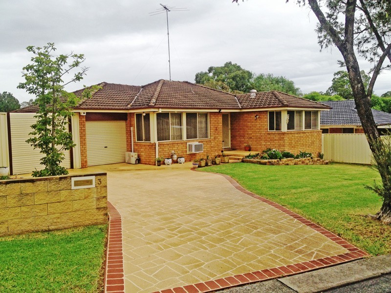 3 Coachwood Crescent, Bradbury NSW 2560