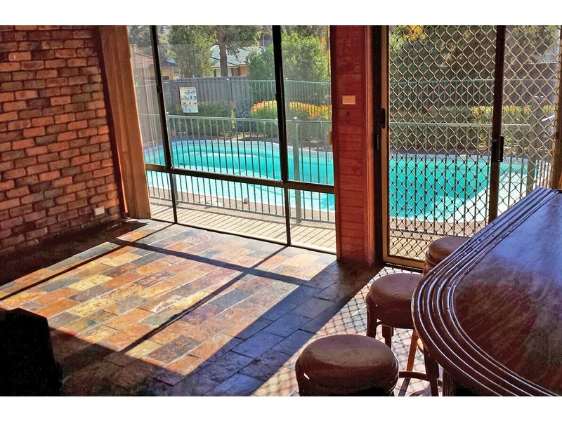 71 Campbellfield Ave, Bradbury NSW 2560
