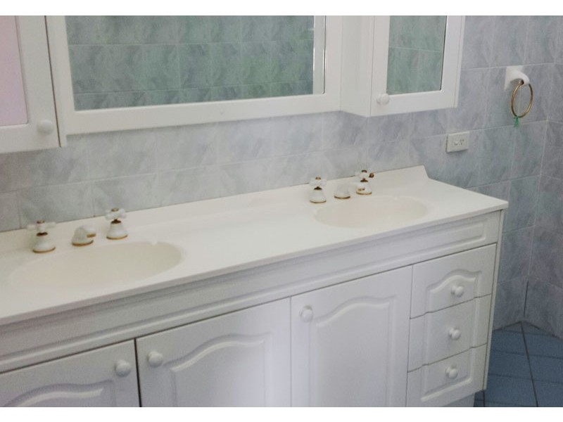 71 Campbellfield Ave, Bradbury NSW 2560