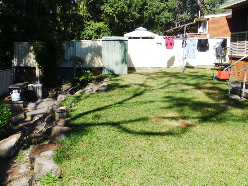 19 Lugarno Ave, Leumeah NSW 2560