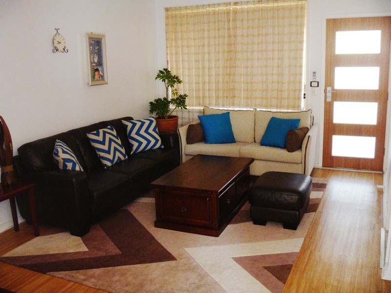 2/9 Macquarie Rd, Ingleburn NSW 2565