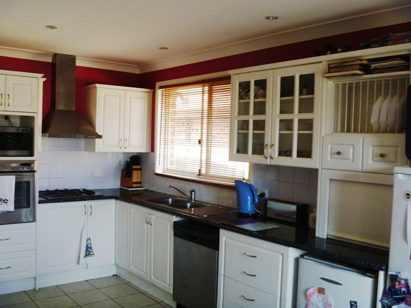 52 Carbasse Crescent, St Helens Park NSW 2560