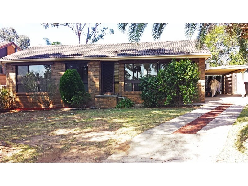 15 Cromarty Place, St Andrews NSW 2430