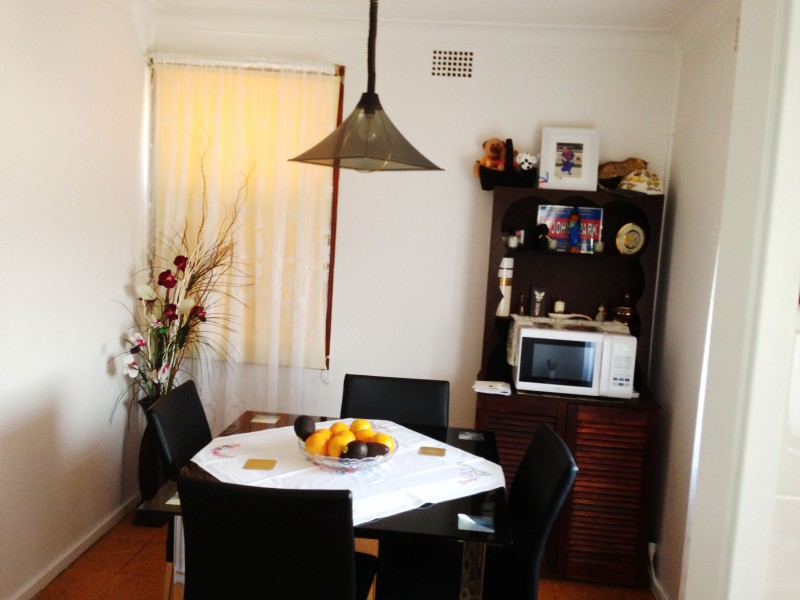 11 Birdwood Ave, Cabramatta West NSW 2166