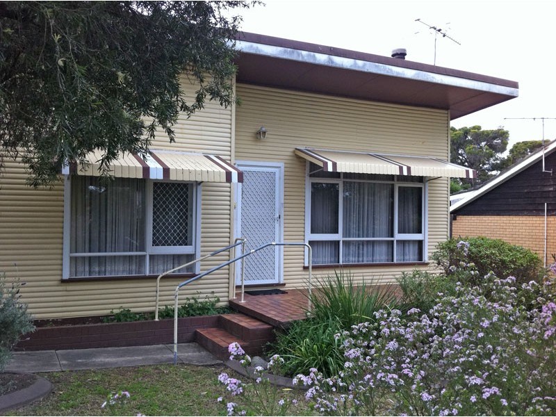10 Palmer St, Ingleburn NSW 2565