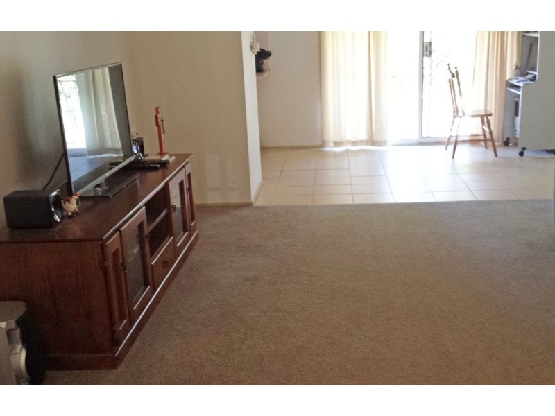 7 Kemp Place, Minto NSW 2566