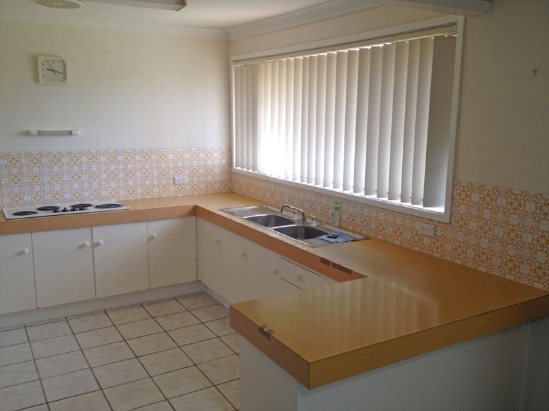 30 Lorikeet Ave, Ingleburn NSW 2565