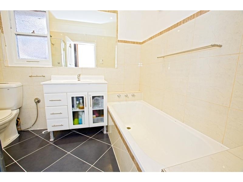 2 Ruzac St, Campbelltown NSW 2560