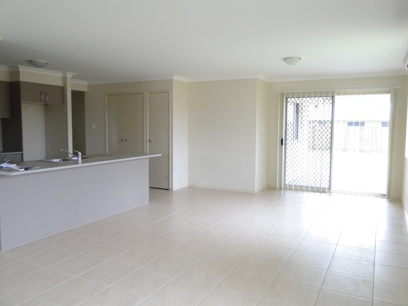 85 Summerfields Dr, Caboolture QLD 4510