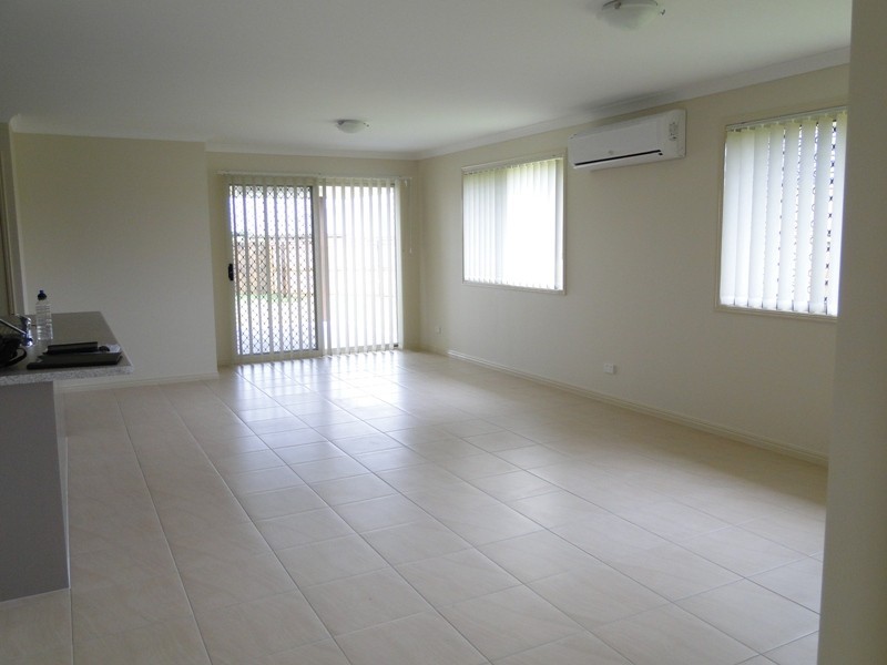 85 Summerfields Dr, Caboolture QLD 4510