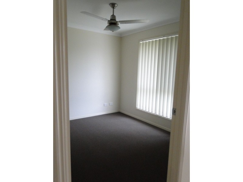 85 Summerfields Dr, Caboolture QLD 4510