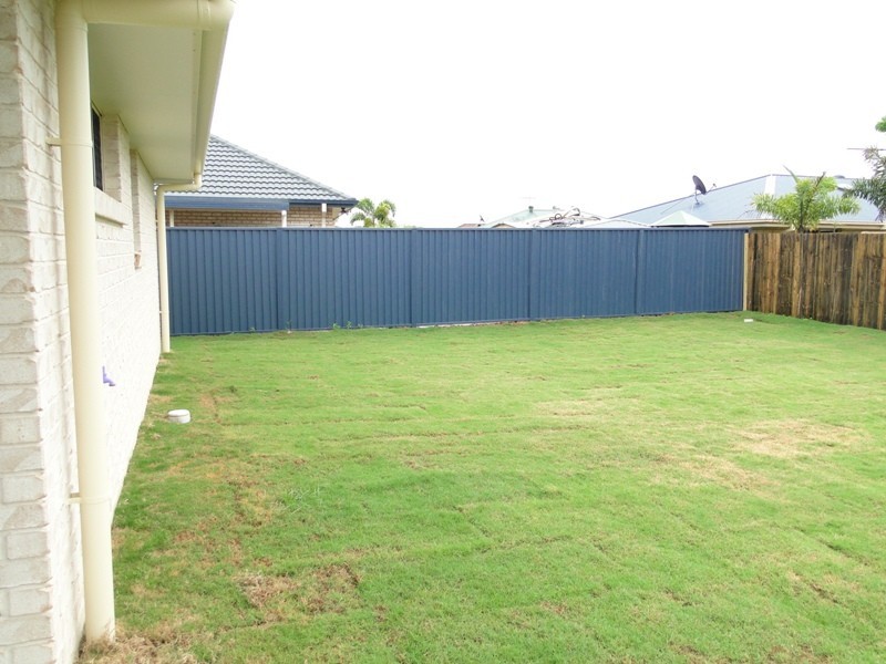 85 Summerfields Dr, Caboolture QLD 4510