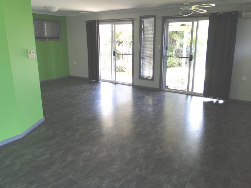 1/6 Keel Ct, Morayfield QLD 4506