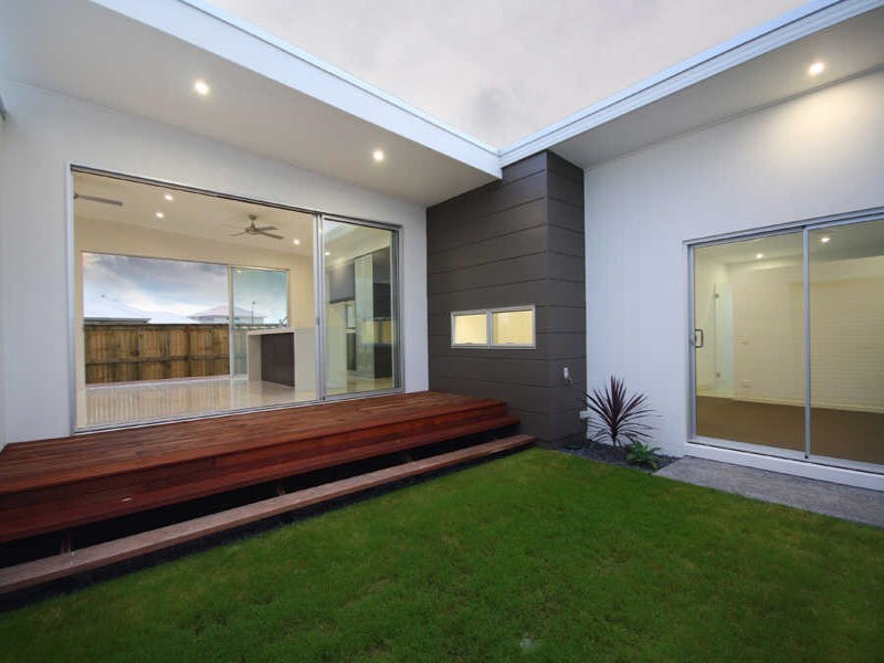 7 Genoa Circuit, Birtinya QLD 4575