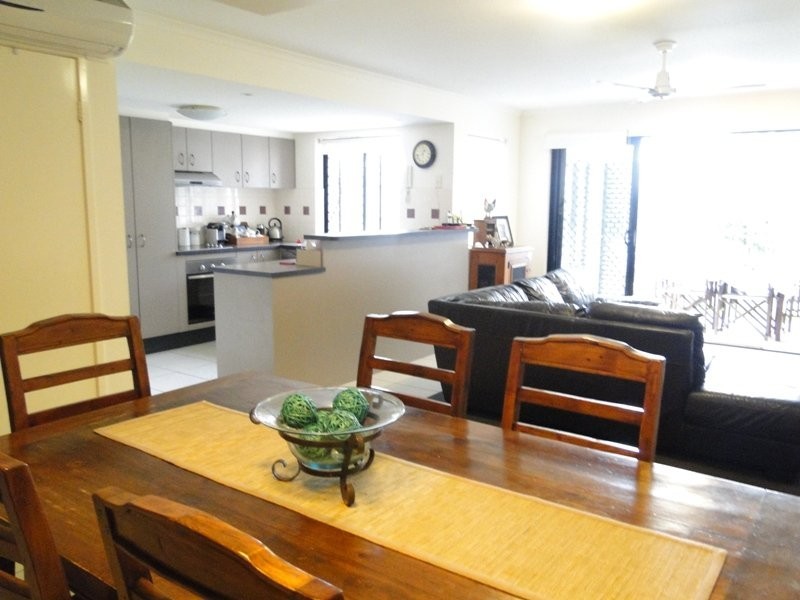 2/2 Lakehead Dve, Sippy Downs QLD 4556