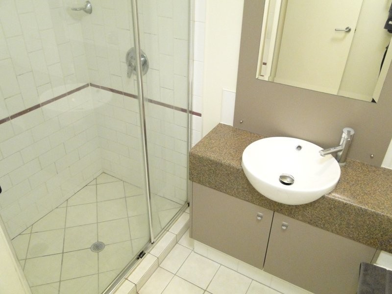 2/2 Lakehead Dve, Sippy Downs QLD 4556