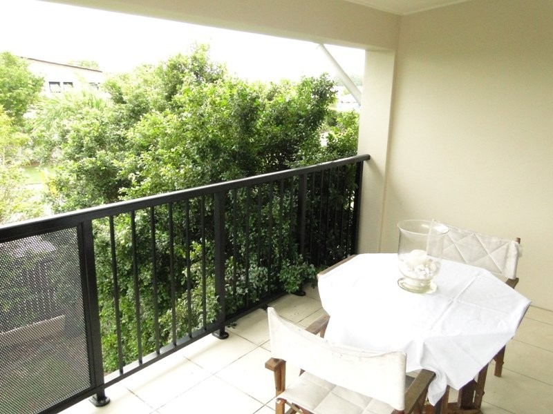 2/2 Lakehead Dve, Sippy Downs QLD 4556