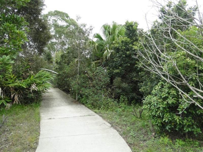 2/2 Lakehead Dve, Sippy Downs QLD 4556