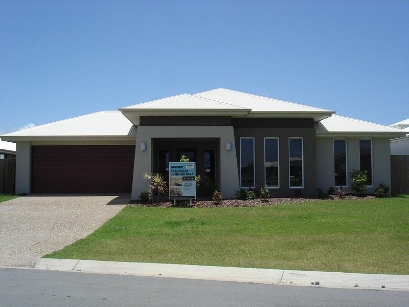 9 Heliconia St, Mountain Creek QLD 4557