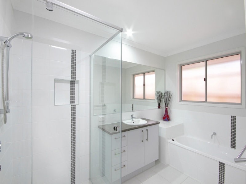 33 Galah Pl, Mountain Creek QLD 4557