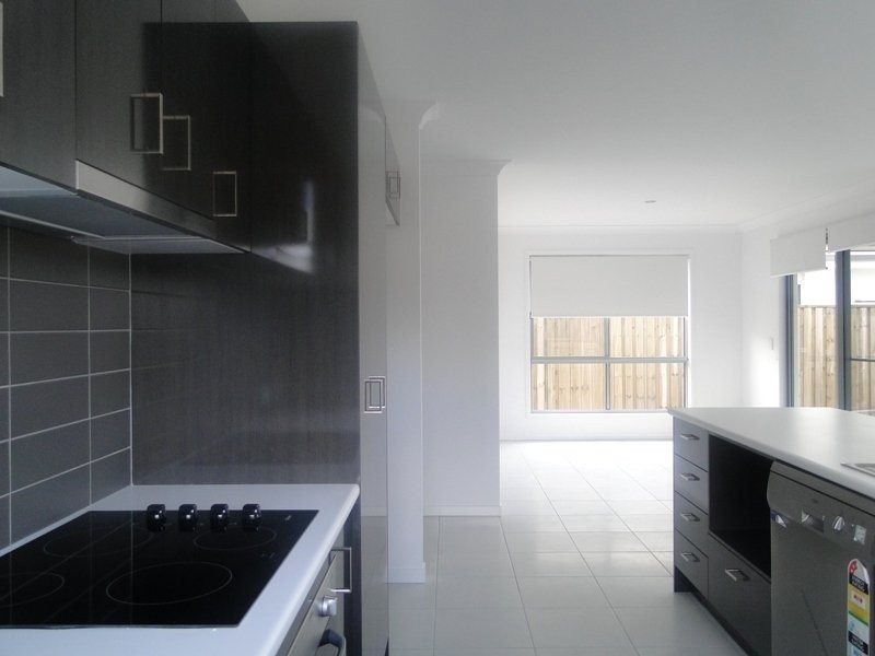 5 Pangali Circuit, Birtinya QLD 4575