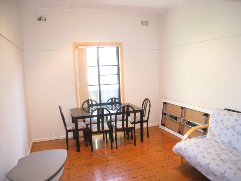 121 Dora St, Hurstville NSW 2220