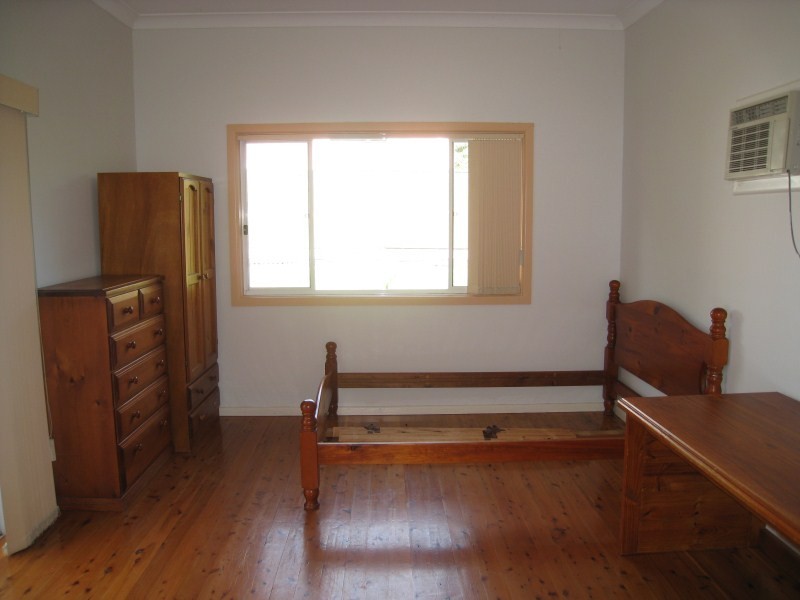 121 Dora St, Hurstville NSW 2220