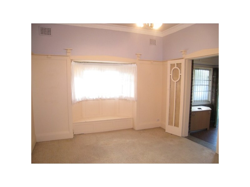 14 Elizabeth St, Ashfield NSW 2131