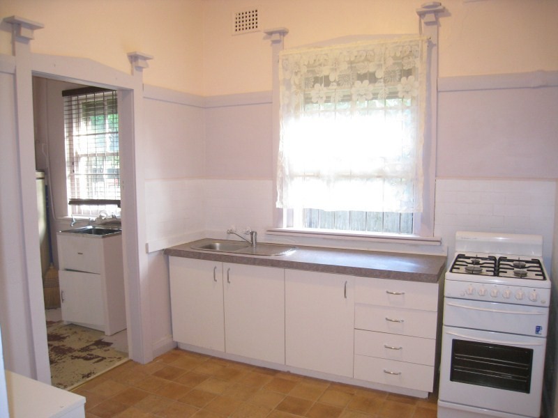14 Elizabeth St, Ashfield NSW 2131
