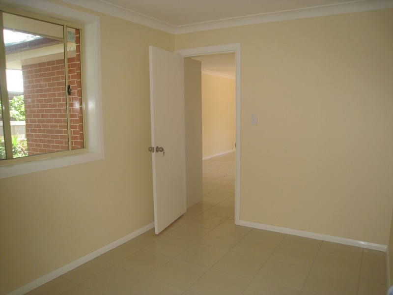 48 Baumans Rd, Peakhurst NSW 2210