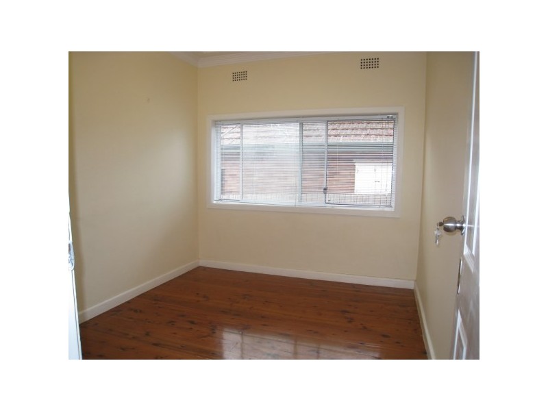 48 Baumans Rd, Peakhurst NSW 2210