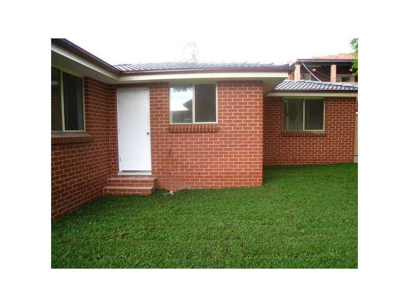 48 Baumans Rd, Peakhurst NSW 2210