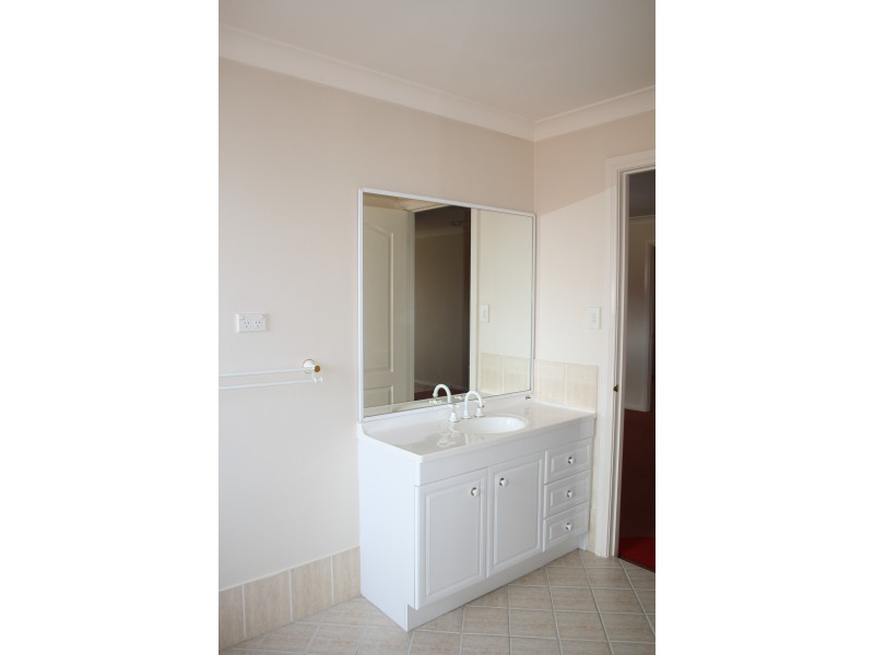 Glenmore Park NSW 2745