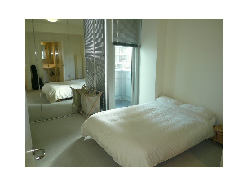 705/25-33 Wills Street, Melbourne VIC 3000