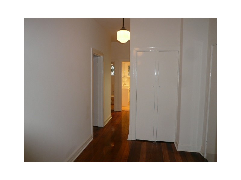 2/16 Charnwood Road, St Kilda VIC 3182