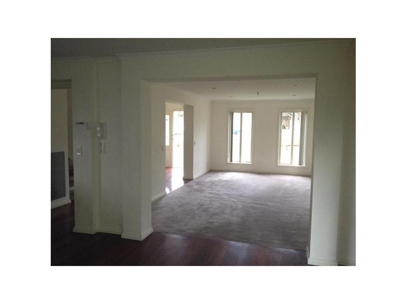 372 Warrigal Road, Cheltenham VIC 3192