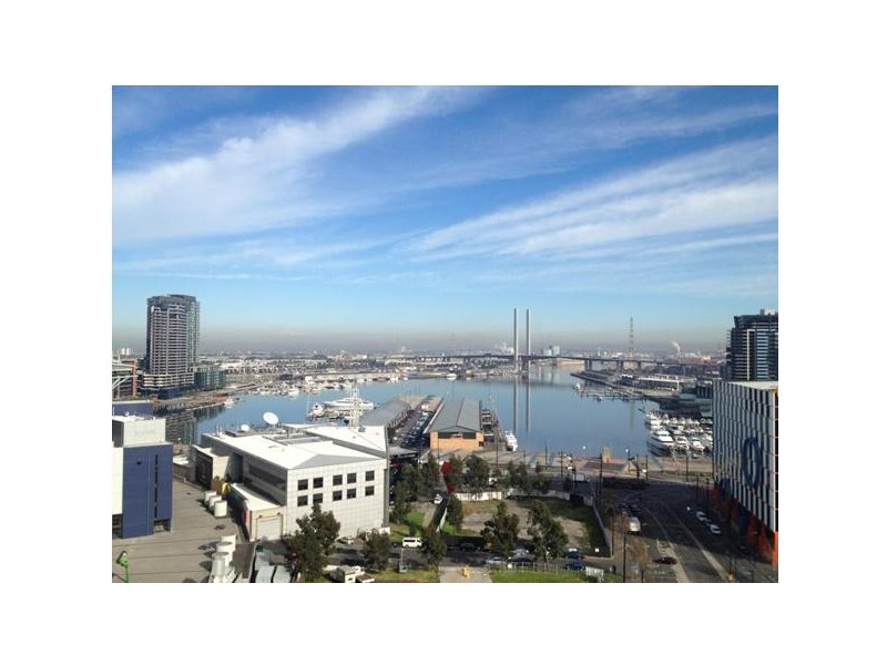 1303/675 LaTrobe Street, Docklands VIC 3008