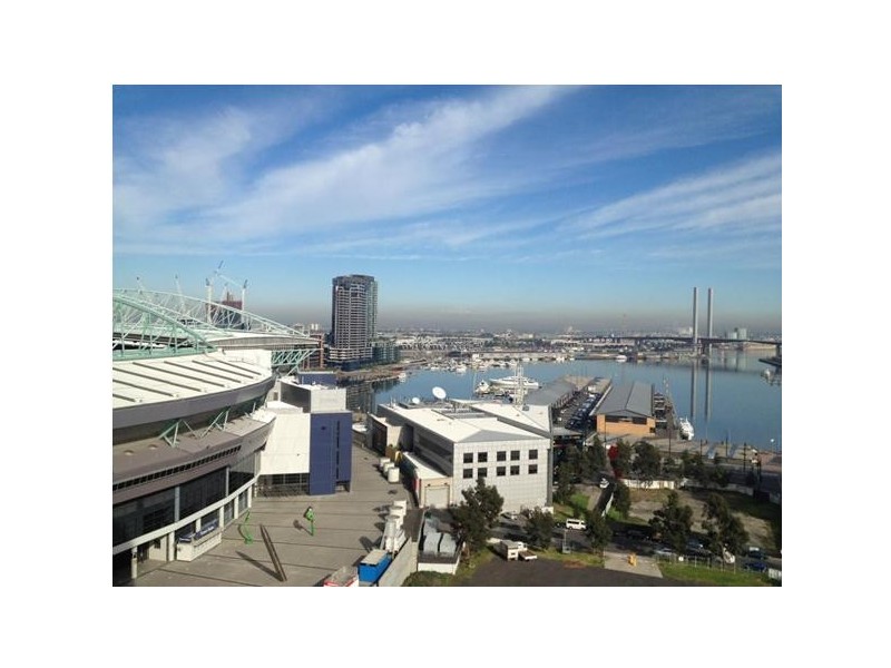 1303/675 LaTrobe Street, Docklands VIC 3008