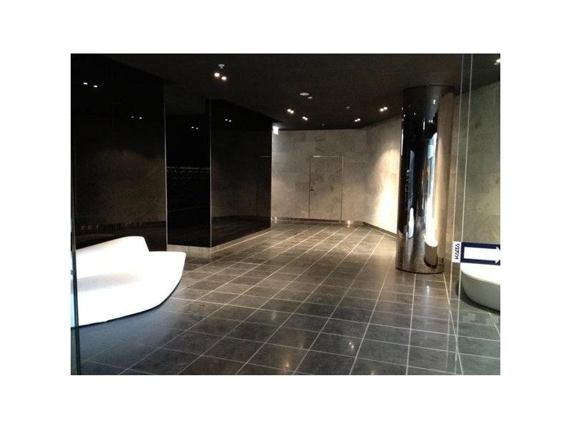 1303/675 LaTrobe Street, Docklands VIC 3008