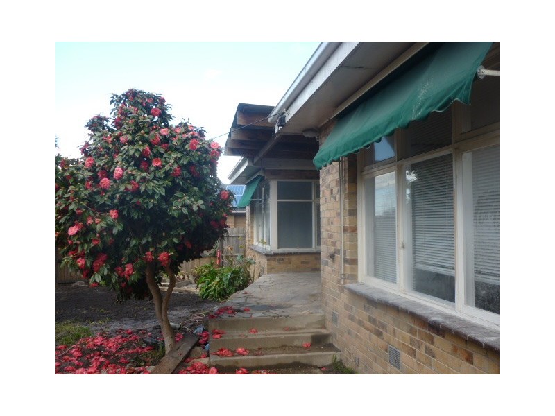 70 Heatherdale Road, Mitcham VIC 3132