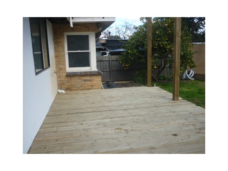 70 Heatherdale Road, Mitcham VIC 3132