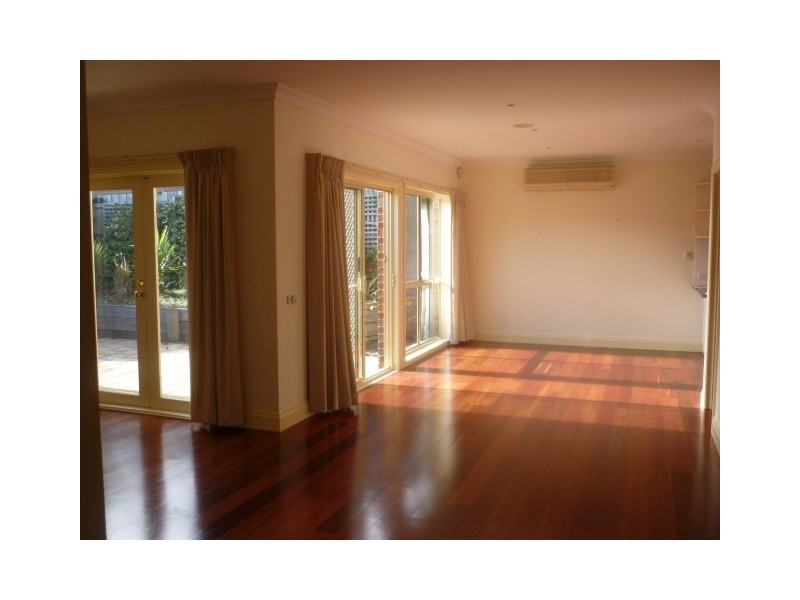 2/58 Graham Road, Highett VIC 3190