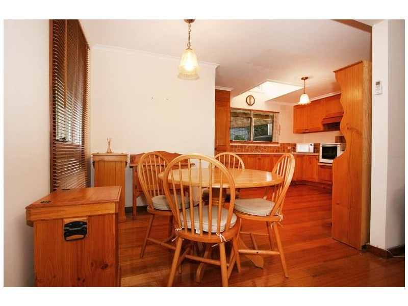 88 Rolling Hills Road, Chirnside Park VIC 3116