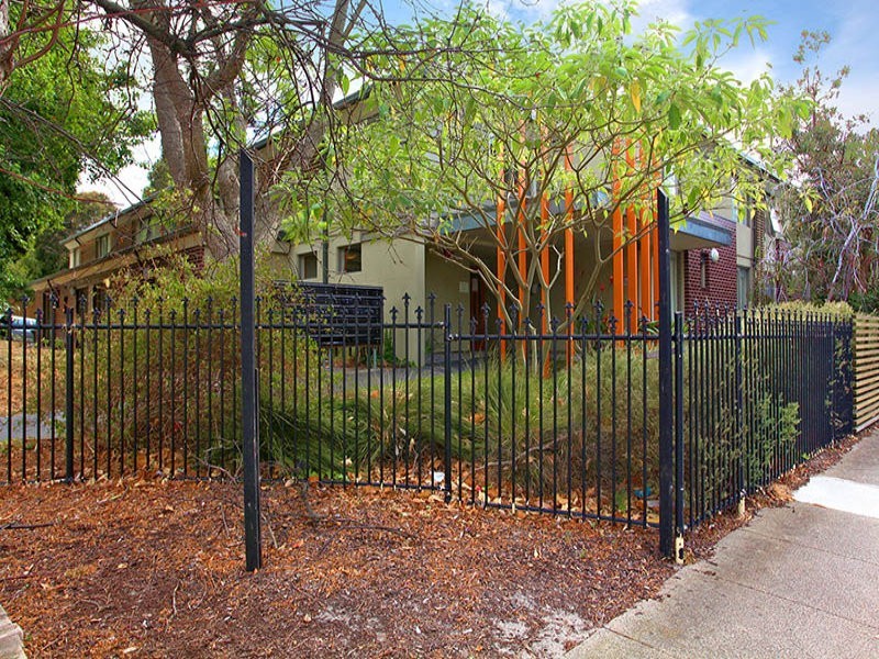 8/15 Hawthorn Road, Caulfield VIC 3162